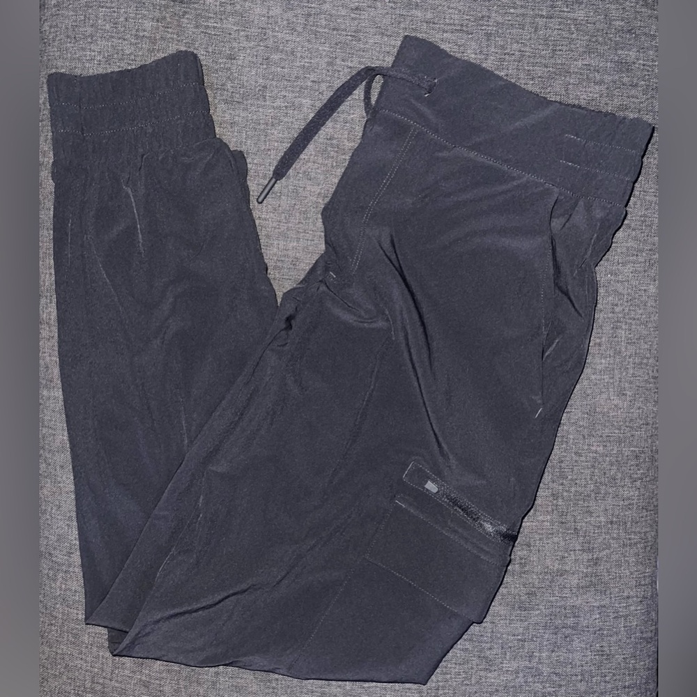 All in motion cargo pants